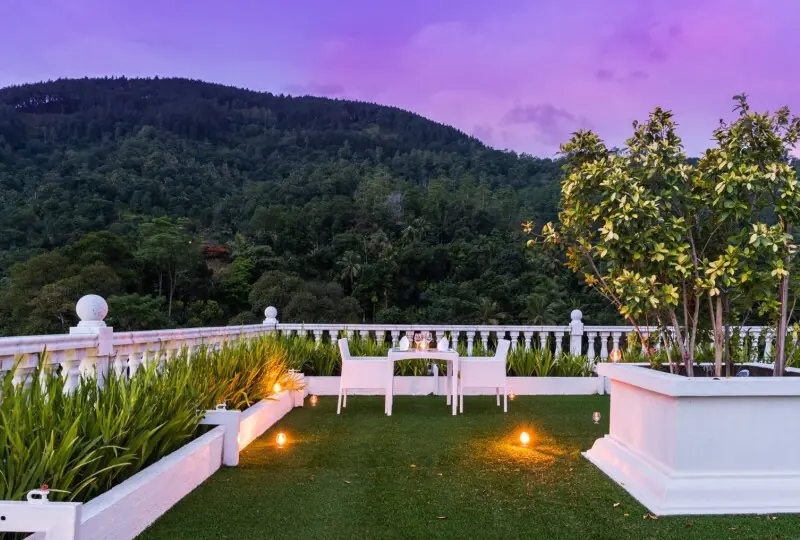 The Golden Crown Hotel