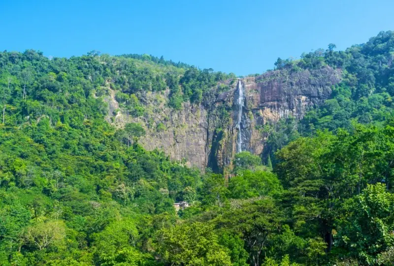 Diyaluma Wasserfall