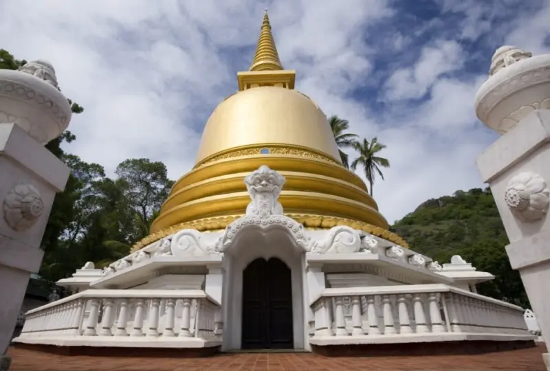 Goldener Höhlentempel von Dambulla