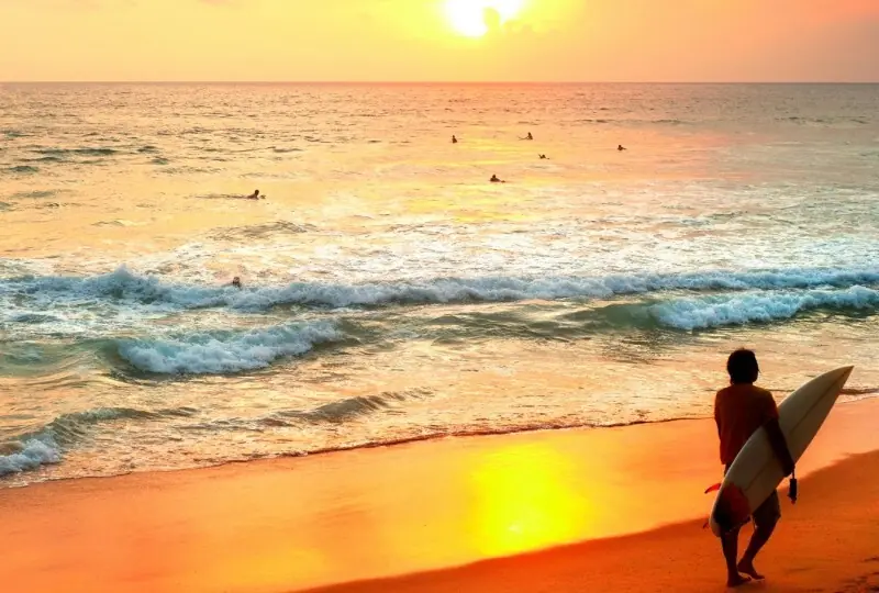 Surfen in Hikkaduwa